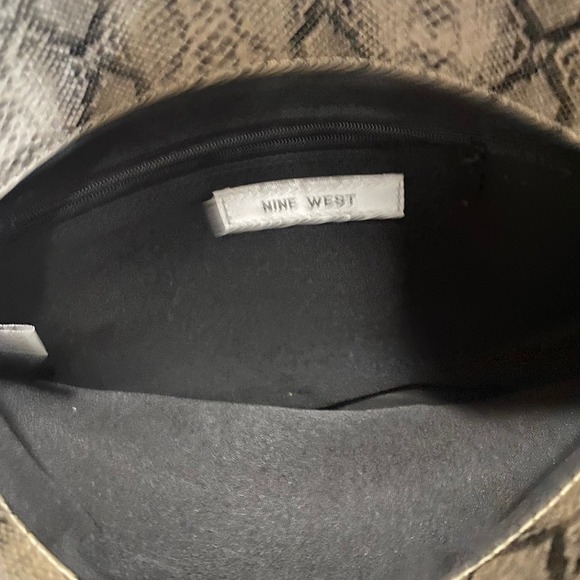 Nine West Women's‎ Snakeskin Print Satchel Handbag Faux Leather folded Purse - Picture 5 of 9